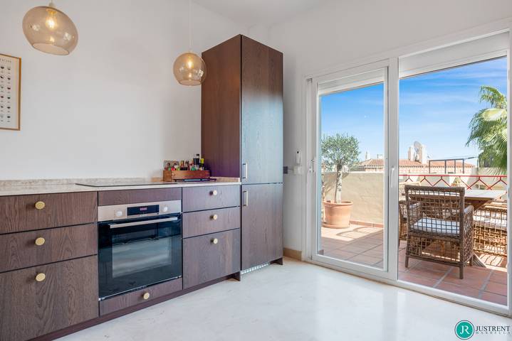 Gîte pour 6 personnes, avec terrasse à Estepona - 4