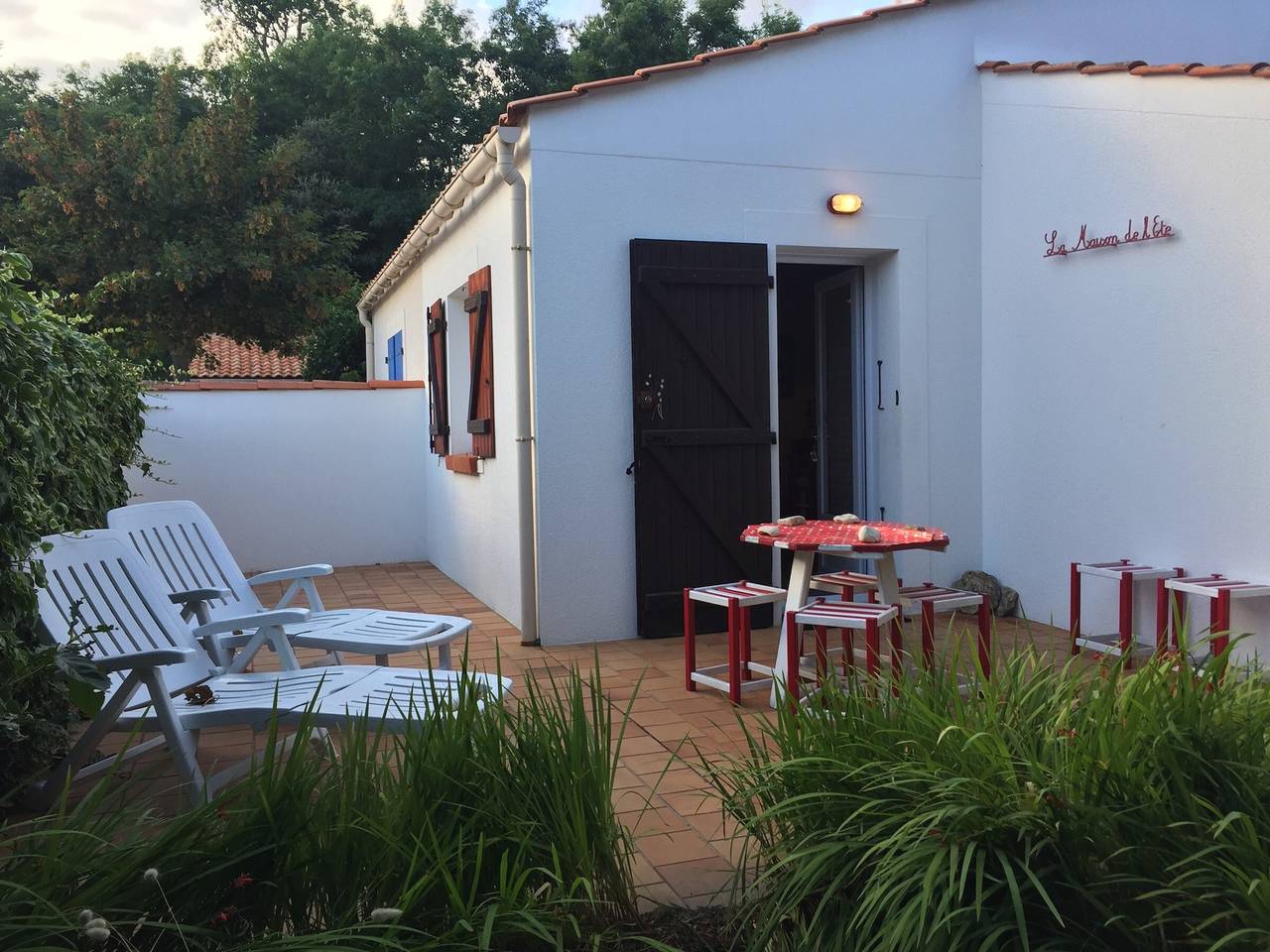 Pavillon charmant à 900m de la plage avec terrasse, proche forêt et activités nautiques in Longeville-sur-Mer, Vendée