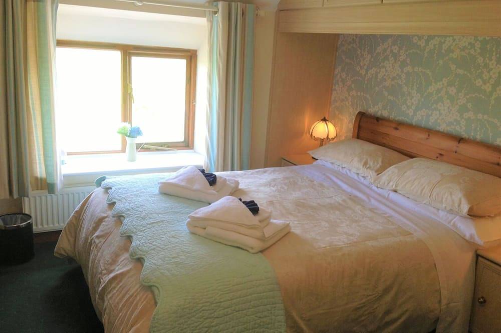 Country Double En-Suite in Godney, Somerset