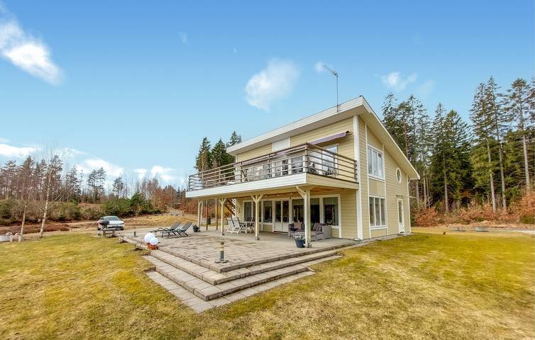 Ferienhaus für 4 Personen, mit Seeblick und Garten sowie Terrasse und Ausblick - 1