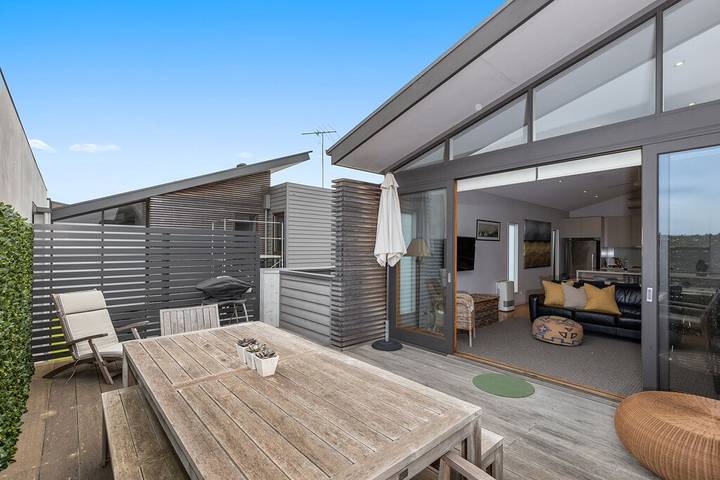 Holiday home for 7 people, with balcony in Barwon Heads