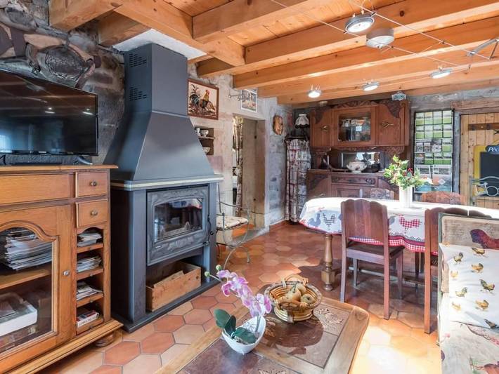 Gîte pour 6 personnes, avec jardin à Mélisey - 2