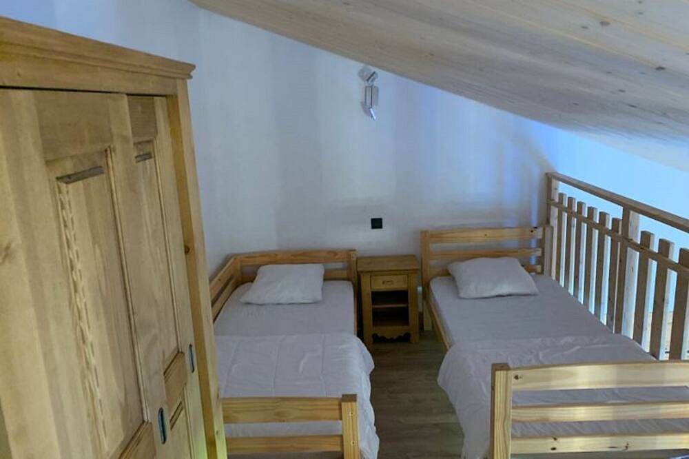 Appartement entier, Superbe appartement récent au cœur du Vercors avec belle terrasse in Saint-Julien-en-Vercors, Parc naturel régional du Vercors