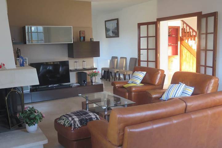 Location de vacances pour 12 personnes, avec jardin et terrasse dans Plage de Portissol - 4