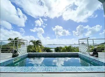 Maison d’hôte pour 4 personnes, avec piscine ainsi que jardin et vue dans Saint Martin