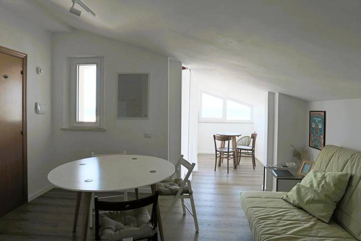 Gîte pour 4 personnes, avec vue ainsi que terrasse et jardin, animaux acceptés à Porto Potenza Picena - 3