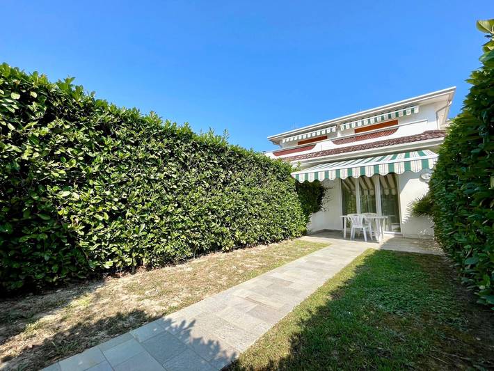 Ferienhaus für 6 Personen, mit Garten und Balkon in Caorle