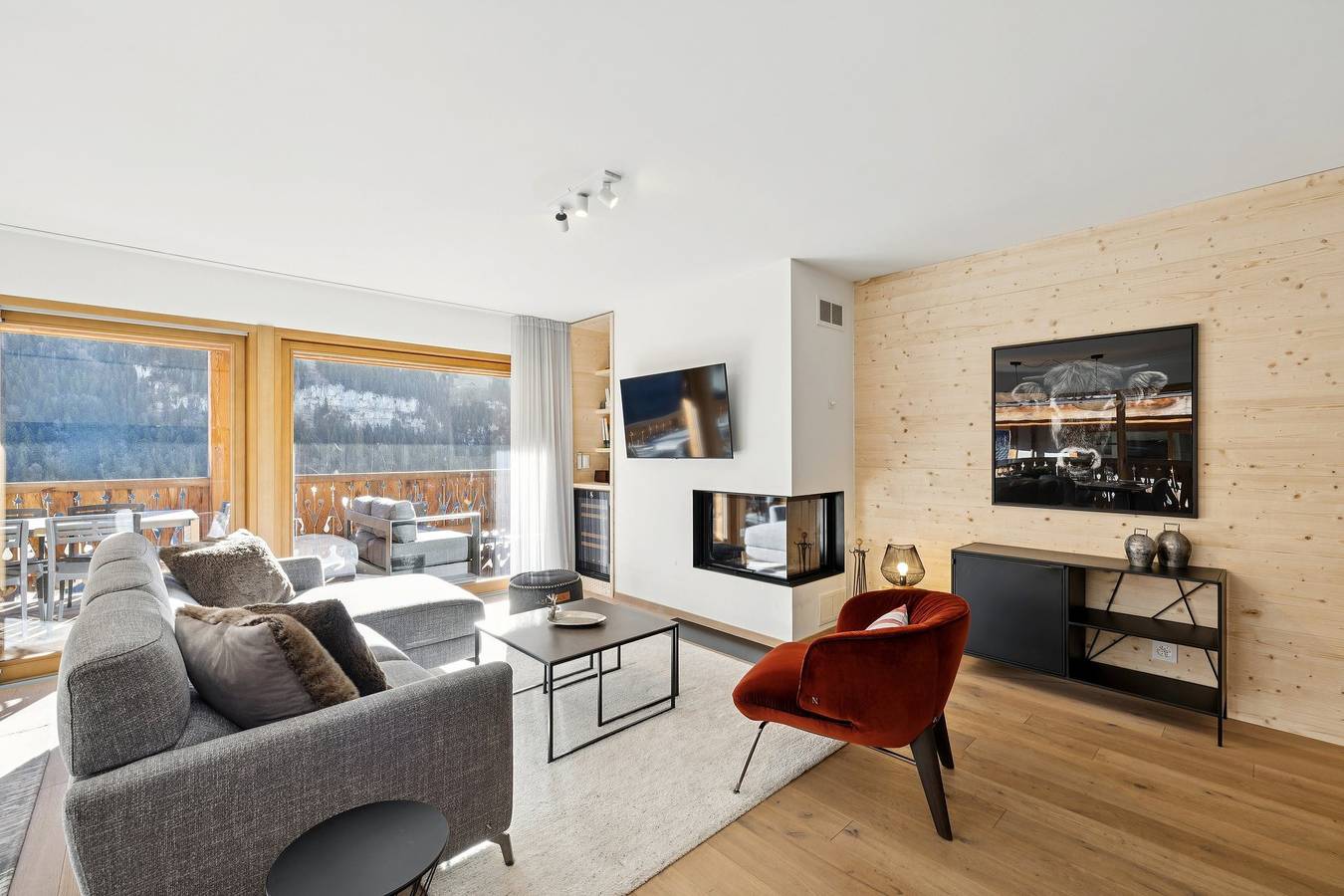 Ganze Wohnung, Schöne 3-Zimmer-Wohnung mit Whirlpool in Montagnier - Von Mrs Miggins in Planachaux, Champéry