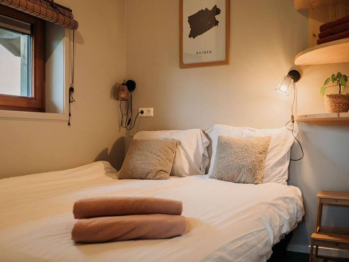 Wellness Lodge in Dutch Meadows with Hot Tub in Ruinerwold, Drenthe