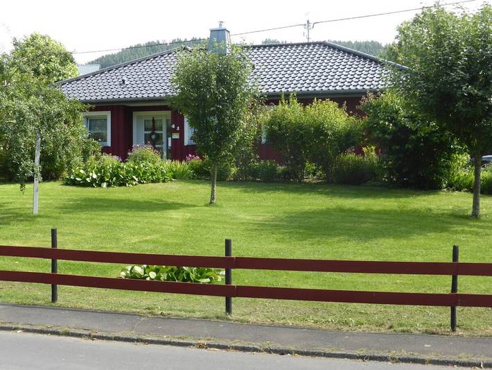 Ferienhaus für 6 Personen, mit Terrasse und Garten sowie Sauna in Gerolstein