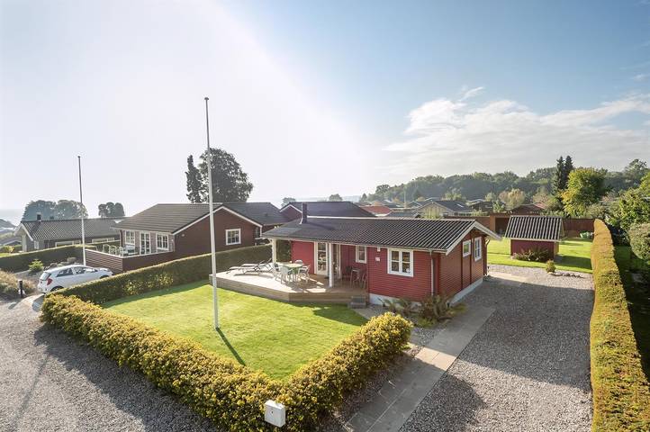 Ferienhaus für 6 Personen, mit Terrasse und Garten in Binderup Strand - 2