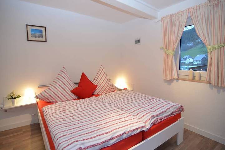 Hütte für 8 Personen, mit Terrasse in Schmallenberg - 2