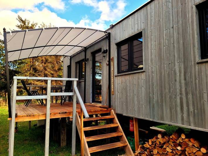 Ferienwohnung für 6 Personen, mit Balkon und Terrasse sowie Garten und Ausblick