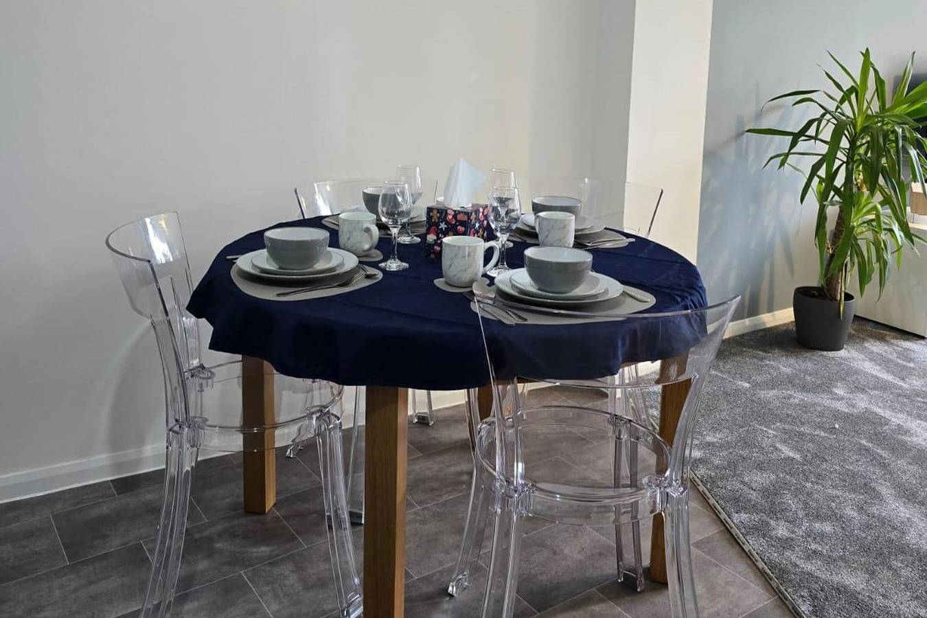 Ganze Ferienwohnung, Modern City Apartment, Sleeps 4 with Parking in Northampton, Northamptonshire