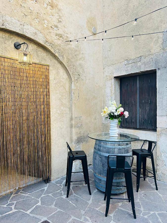 Hôtel pour 3 personnes, avec terrasse, animaux acceptés à Pierrelatte - 4