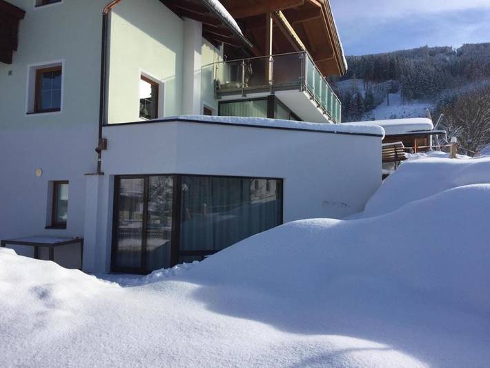 Ferienwohnung für 4 Personen, mit Terrasse und Garten in Tulfes