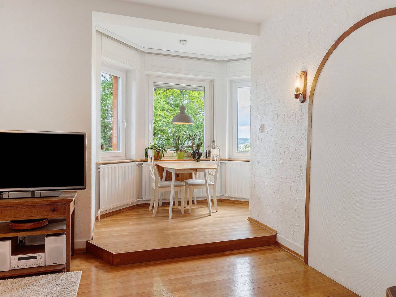 Ganze Ferienwohnung, Rotes Haus über den Weinbergen - Rotes Haus über den Weinbergen in Konstanz, Landkreis Konstanz