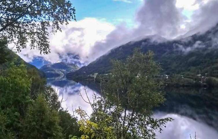 Ferienhaus für 10 Personen mit Terrasse in Sævareid, Fusa