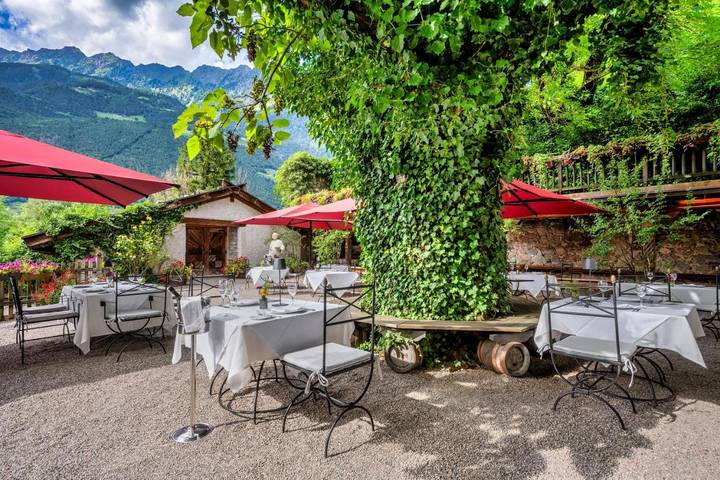 B&B für 2 Personen, mit Terrasse und Garten in Algund