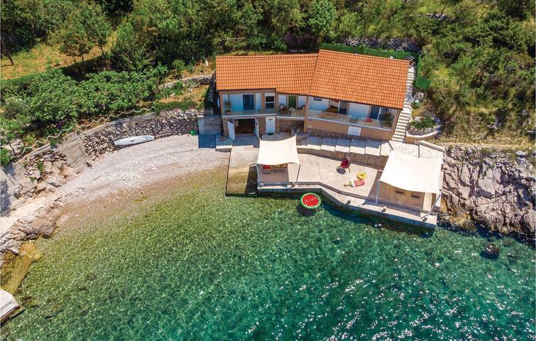 Ferienhaus für 4 Personen, mit Terrasse und Garten sowie Sauna in Kvarner Bucht