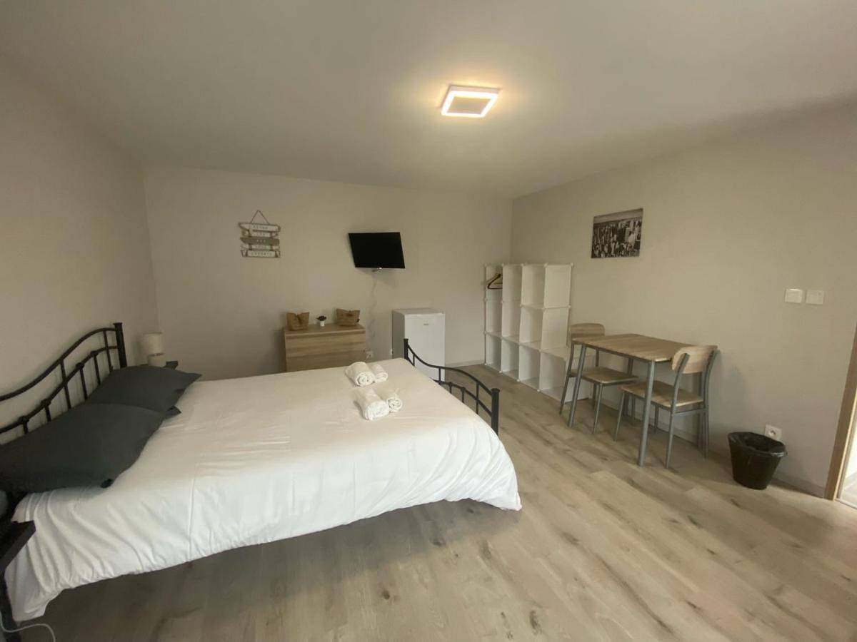 Double Room in Aubrives, Parc naturel régional des Ardennes