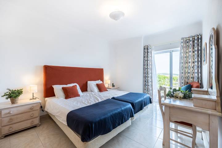 Townhouse da Amarela in Budens, Faro Distrikt
