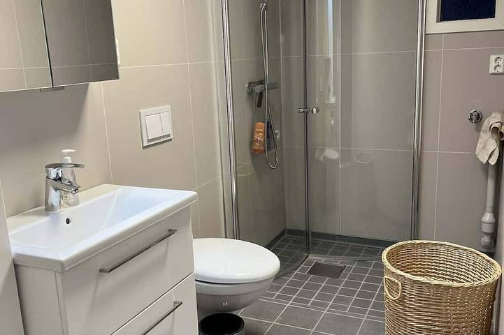 Ganze Wohnung, Koselig studio i Lofoten - nær Rambergstranda in Flakstad