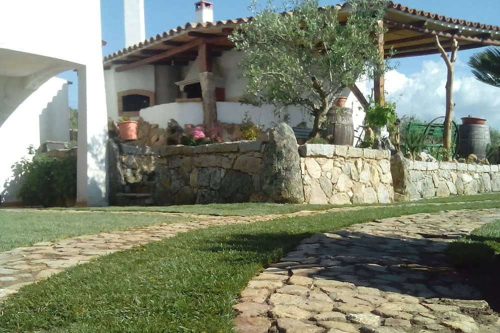 Agriturismo Domo de Resteblas - Appartamento Carignano in Berchidda, Olbia-Tempio