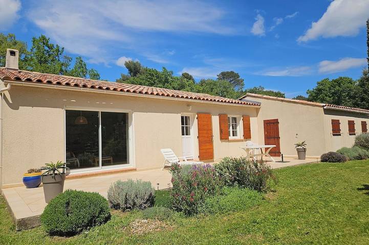 Villa pour 4 personnes, avec jardin