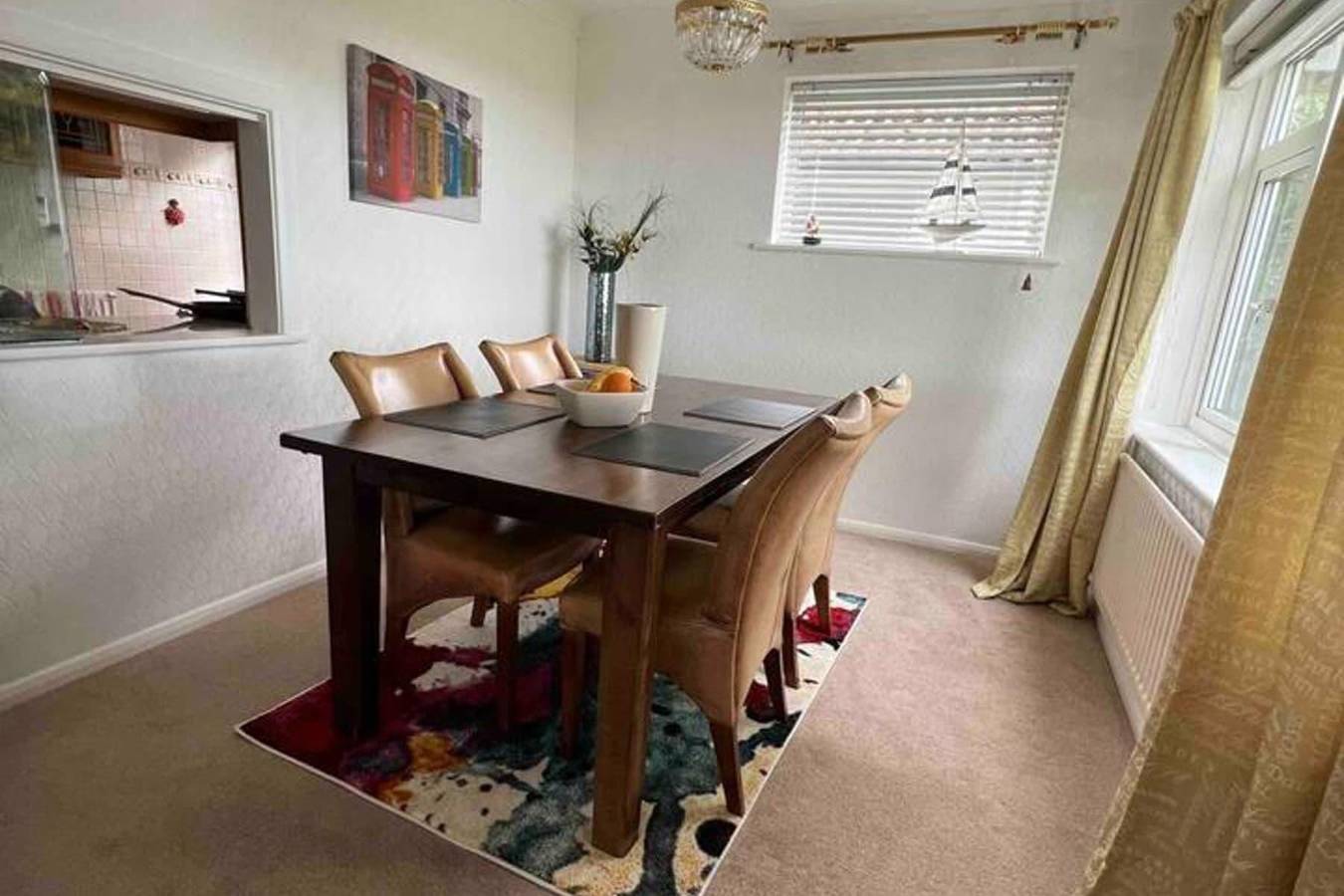 House - Free Parking & Sea Views in Brighton, Sussex