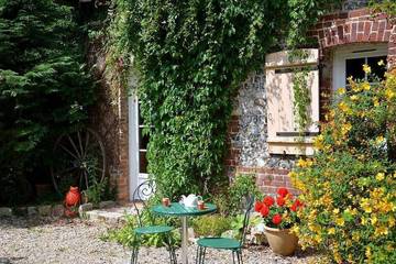Location de vacances pour 4 personnes, avec jardin à Varneville-Bretteville