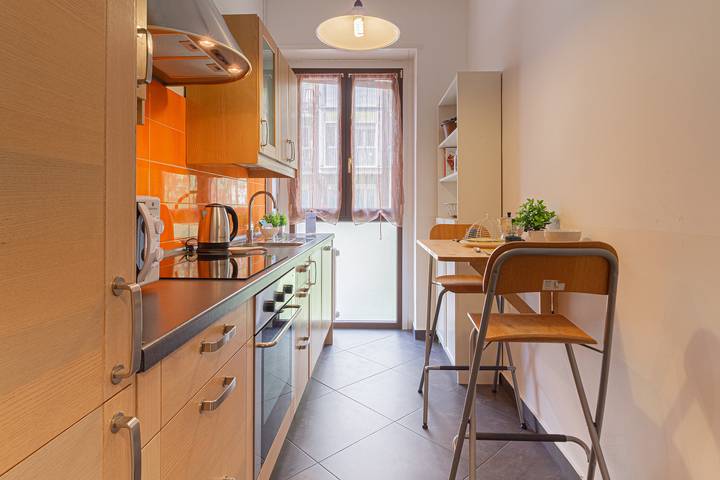 Ganze Wohnung, Madamarté - 301 by Houset in Monza, Brianza