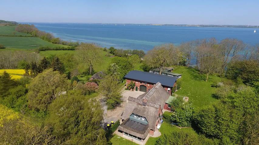 Ferienwohnung für 6 Personen, mit Sauna und Garten sowie Terrasse in Quern