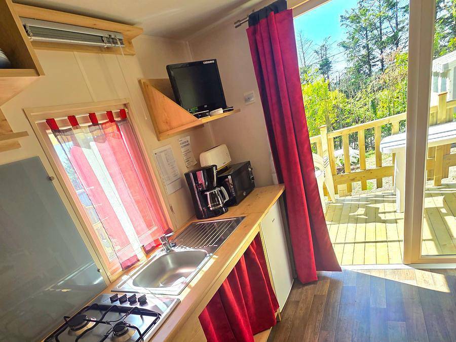 Flower Camping Les Loges - Casa pequeña 4 personas - Caravanas de 2 dormitorios in Meschers-sur-Gironde, Saintes region