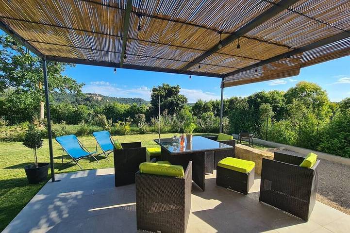 Villa for 4 people, with garden and terrace, with pets - 1