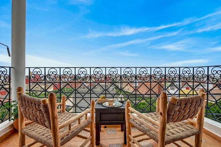 Lodge pour 2 personnes, avec balcon et vue