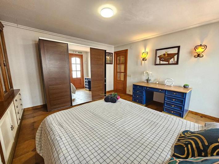 Maison de campagne pour 8 personnes, avec jardin, animaux acceptés à Valtierra - 2