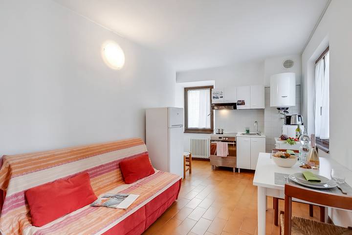 Ferienwohnung für 4 Personen, mit Balkon und Seeblick in Tenno - 4