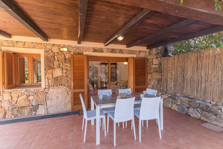 Villa 'Andrea - Palau' con terrazza privata in Palau (villaggio), Palau (Sardegna)