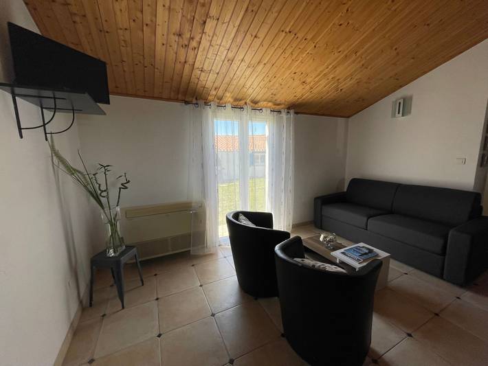 Amplio Gîte con acceso a 15 hectáreas, ideal para familias y amantes de caballos in Bouin, Vandea
