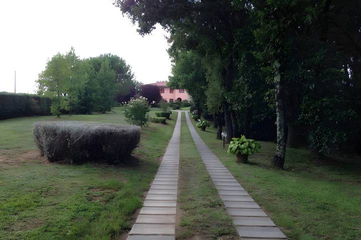 Villa 'Villetta Immersa Tra Olivi' with Wi-Fi and Air Conditioning in Montecarlo (Tuscany), Lucca Province