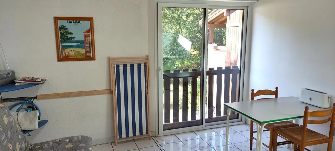 Apartamento de vacaciones para 5 personas, con vistas además de terraza y jardín - 1