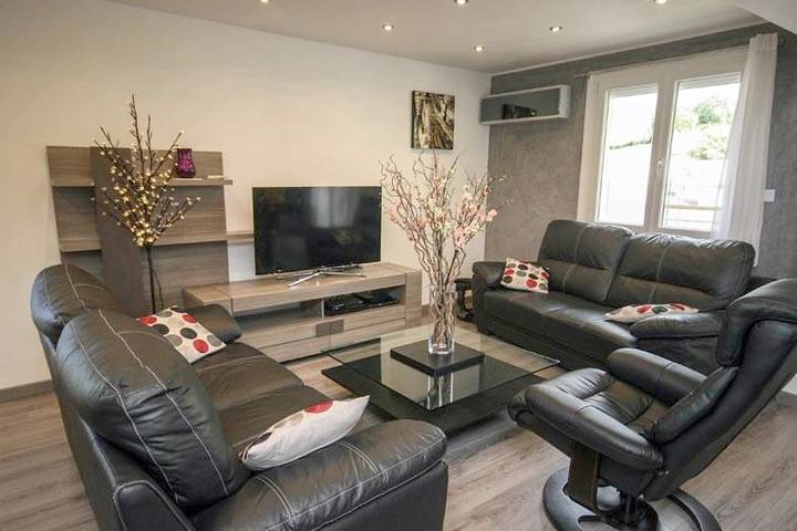 Gîte pour 14 personnes, avec Balcon et Jacuzzi ainsi que Terrasse et Jardin à Ramonchamp - 3