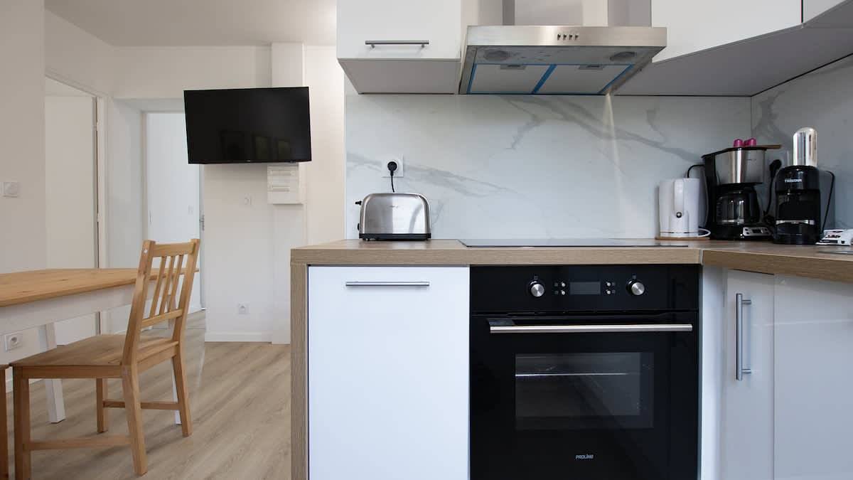 Appartement entier, Ã 2 pas de la gare dâArras â¢ 3ch â¢ 3 sdb in Arras, Région d'Arras
