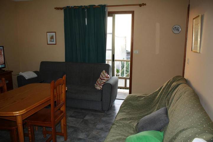 Casa rural para 3 personas, con piscina además de balcón y vistas en Tazacorte - 2