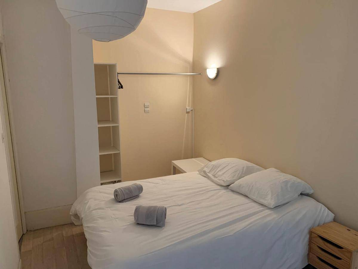 Appartement entier, Three-Bedroom Apartment in Brive-la-Gaillarde, Région de Brive-la-Gaillarde