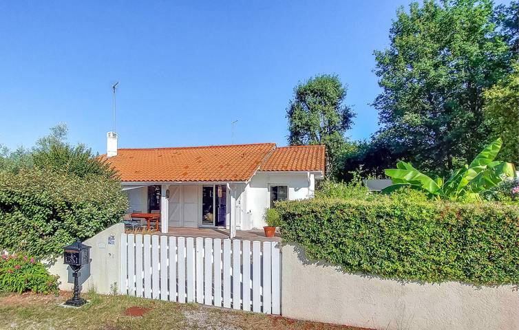 Retiro junto a la playa con piscina y WiFi, a 1,5 km de la playa in Andernos-les-Bains, Region de Arcachon