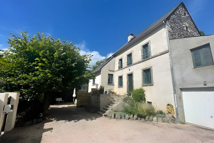 Location de vacances pour 4 personnes, avec Jardin à Saint-Nectaire