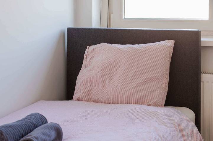 Appartement entier, Central Rotterdam Apt: 5 Min to Station in Rotterdam, Hollande-Méridionale