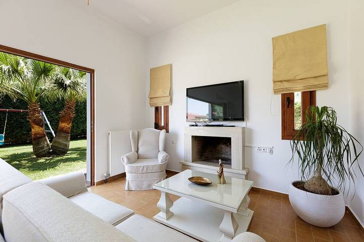 Villa Dimtrios, Luxus! Mit Jacuzzi, privatem Pool, Fitnessraum, Tischtennis & Spielplatz! in Rethymno und Umgebung